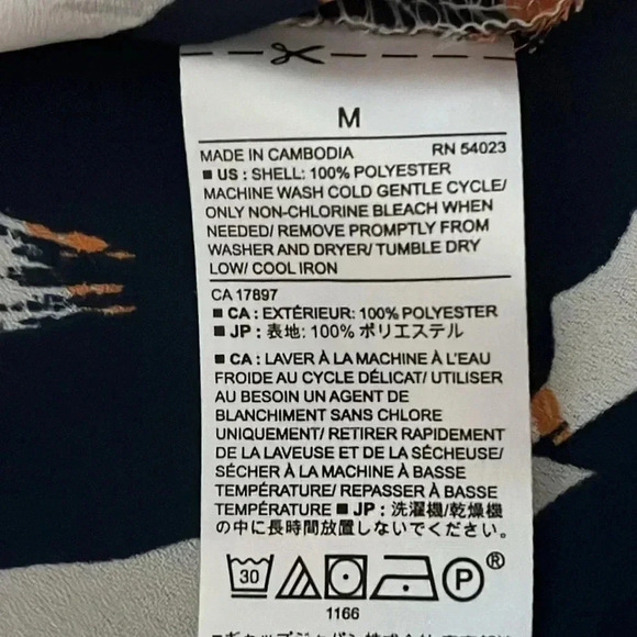 Banana Republic Print  Drapery Classic Ruffle Collar Tank - Picture 9 of 9